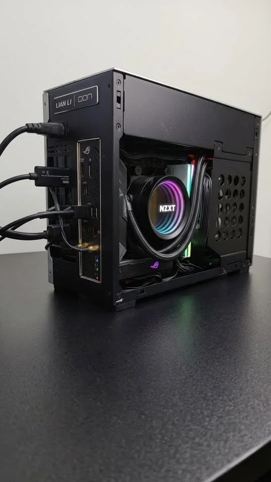 Mini PC Gamer de Alto Desempenho — foto 1