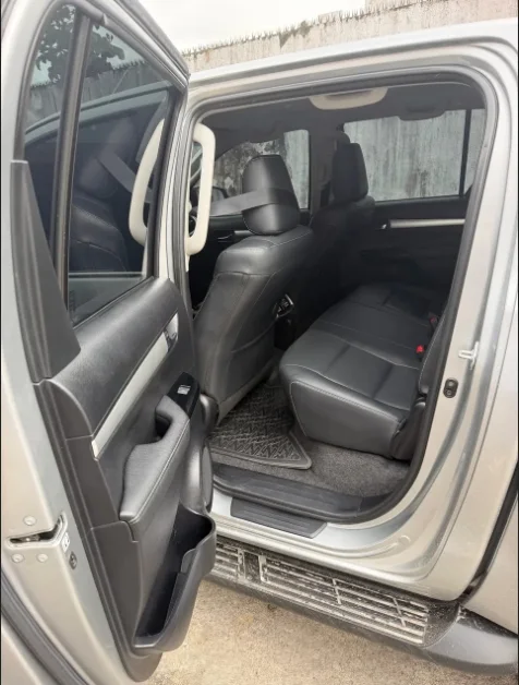 Toyota Hilux CD SRX Plus 4X4 2.8 TDI — foto 6