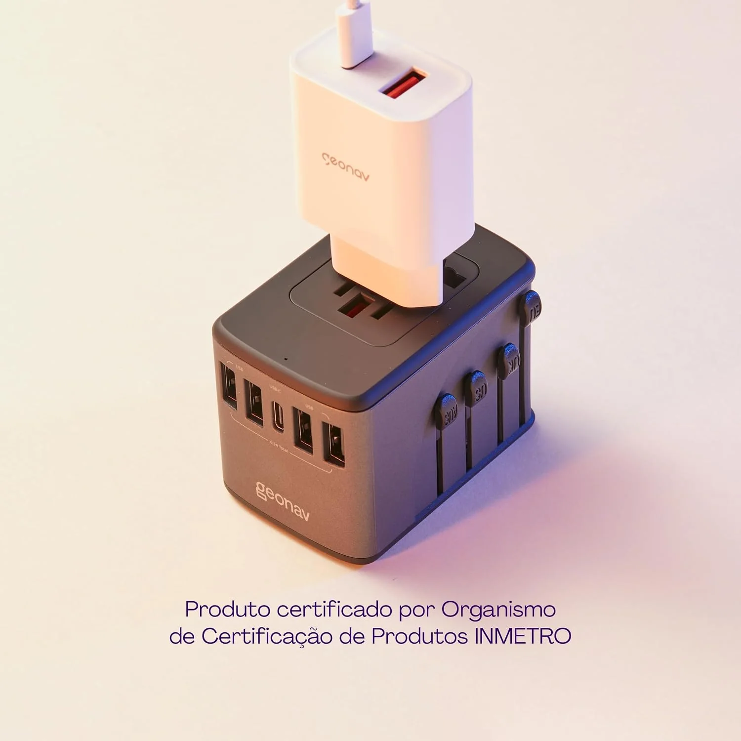 Geonav Carregador Universal com Adaptadores de Viagem, 4 Portas USB  1 USB-C (Preto) — foto 7