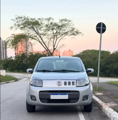 Fiat Uno Vivace Celeb. 1.0 EVO F.flex 8V 5P 2013 — foto 7