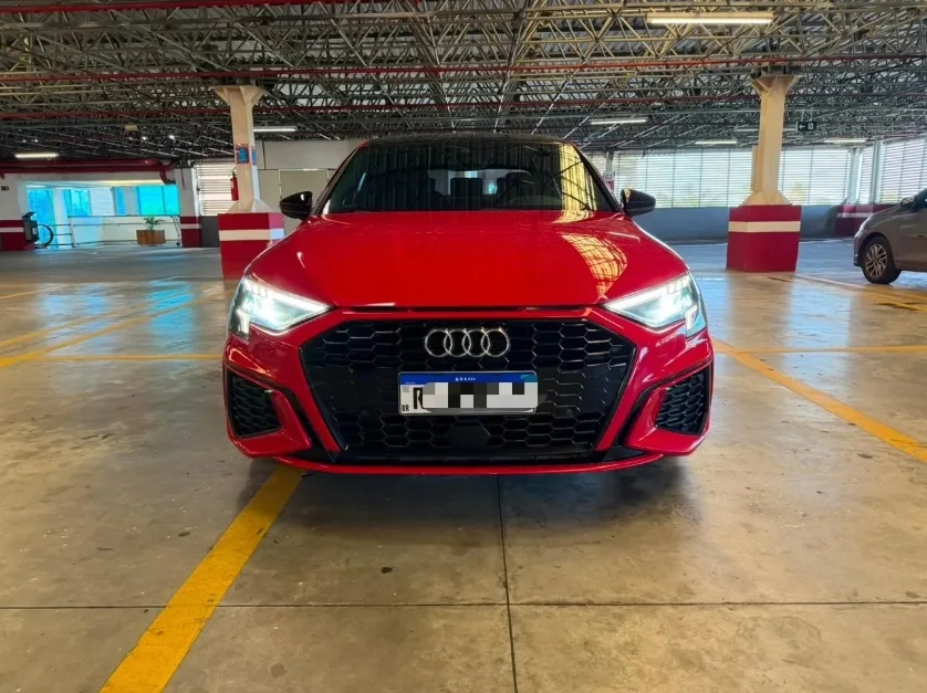 Audi A3 Sed. Perform. Black 2.0 TFSI S-tronic 2023